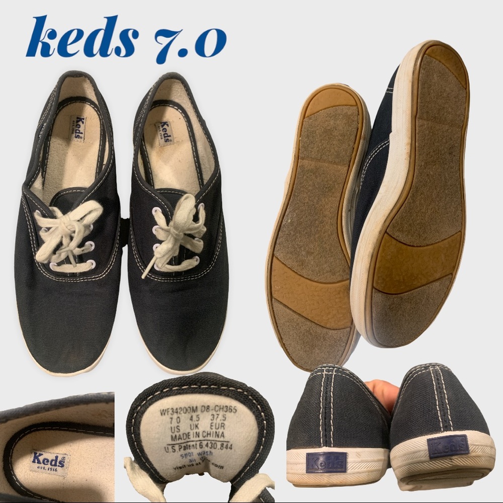 Vintage Classic Keds slightly worn good condition, size 7.0, Navy blue